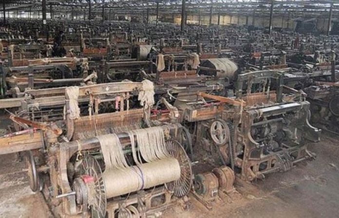 বন্ধ পাটকল ও বেকারত্ত্ব