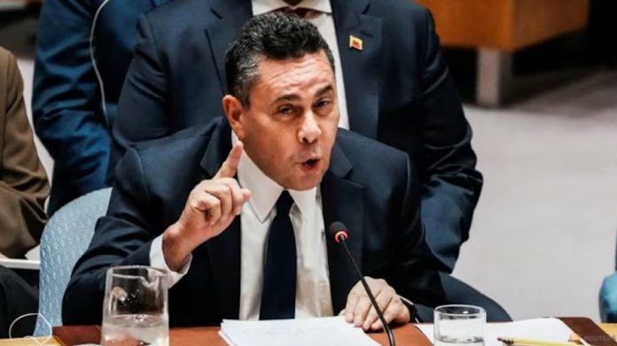 নিরাপত্তা পরিষদের বৈঠকে ভেনেজুয়েলার রাষ্ট্রদূত সামুয়েল মনকাদা। ছবি- সংগৃহীত